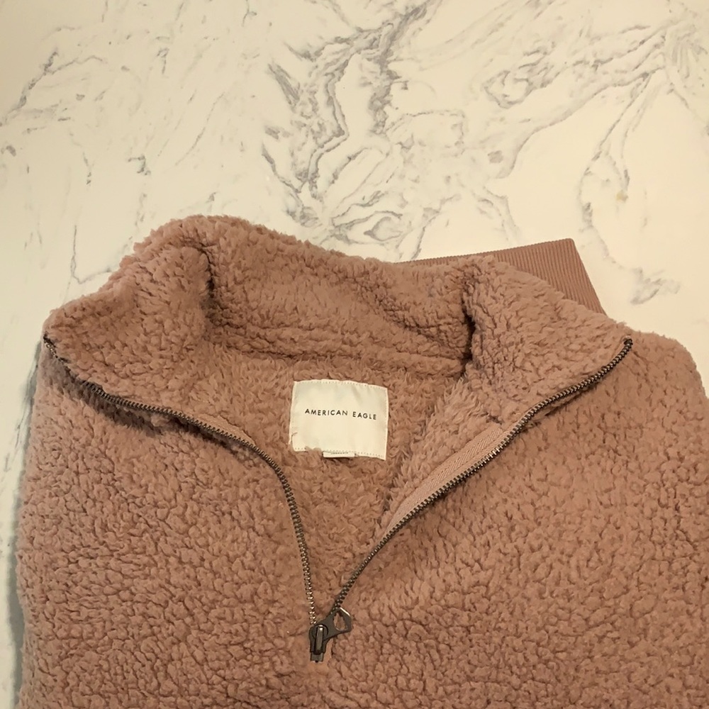 American Eagle pullover. Dusty mauve. Sz XS